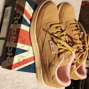 - REEBOK TOM AND JERRYS